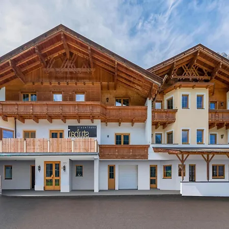 Lovely In The Stubai Valley アパート ノイシュティフト・イム・シュトゥーバイタール