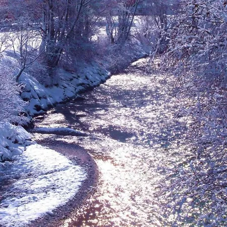 In Stubaital Near Lift 施图拜河谷新施蒂夫特